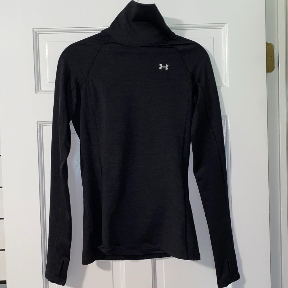 Under Armour Cold Gear turtleneck, size Small
